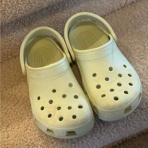 CROCS Classic Clog Shoe Women Lime - Size 6